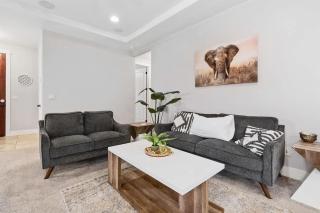 Sensible Safari Sleeps 10 - 0