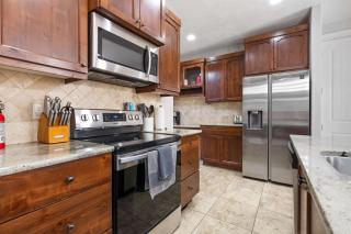 Sensible Safari Sleeps 10 - 1