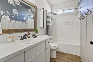 Casa Enclave GUEST HOUSE - 8