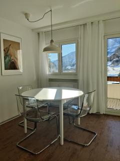 Big studio, just renovated, great views, with free parking - 4