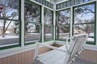 Downtown Gillett Bungalow, Fireplace, 3B, Historic - 3