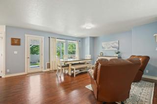 Large Nampa Gathering! Basketball courts Community - 8