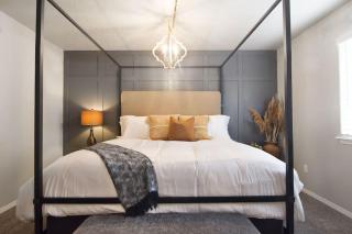 Southwestern Style 4 Bedroom Nampa Home Sleeps 16! - Nampa - 1