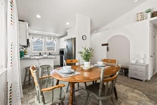 Caldwell Ruby Tuesday! 60's Inspired comfort 3B2B - Caldwell - 2