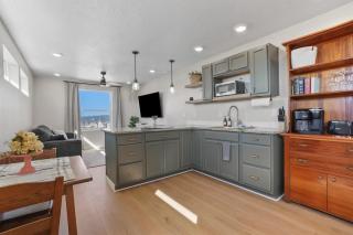 Caldwell Cliff Swallow Guest House - 7