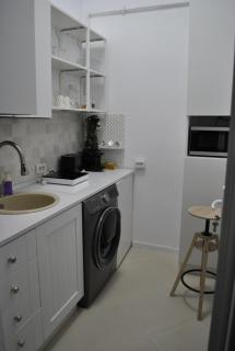 Central 16 Residence - 7