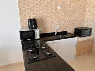 Suite 04 em casa Beira mar, com ar condicionado , cozinha completa com Micro ondas air fryer forno elétrico fogão Geladeira freezer gelagua e cafeteira elétrica Tudo para vc se sentir em casa além de um Deck com churrasqueira vista mar - 6
