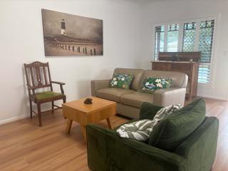 The Cottage - Cozy 3-Bed Beerwah - 4