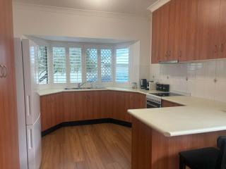 The Cottage - Cozy 3-Bed Beerwah - 3