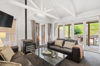 Arrow Junction Cottage - 6