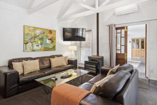 Arrow Junction Cottage - 9