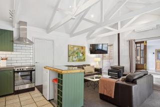 Arrow Junction Cottage - 4