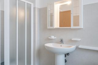 Refuge in the Belluno Dolomites with a view of Boite - 1