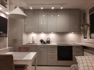 Metro Ratusz Arsenał, Plac Teatralny, Stare Miasto - 9