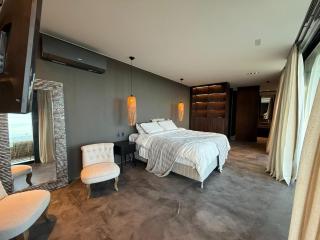 Ataraxia, La Juanita - 9