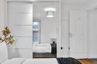 London Cosy 2 Bedroom Modern Suite Central, Excel, Stratford Wanstead Sleeps 4 - Londen - 5