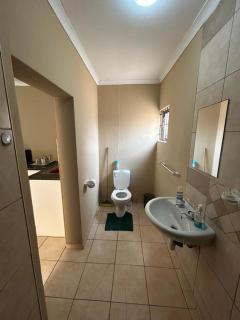 Coastal Breeze Accommodation - 2