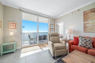 Palacio Unit 1001 - 3