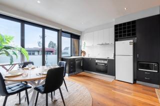 Moments to Sand on Bear - 7