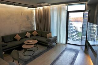 Lake View Panorama Suite - 4