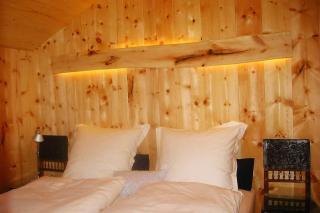 Zirbenholzhaus mit Sauna & eingezäuntem Garten - 2