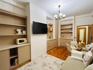 Window to the Christmas market - 6