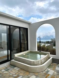 Enla montana with private hot tub - 7