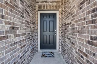 Marbella Lane - Polished 3BR Home in Austin TX - 3