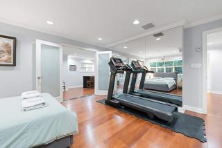 Luxury 1200 squft 2BR Shaughnessy Suite Near YVR & DT - 4