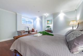 Luxury 1200 squft 2BR Shaughnessy Suite Near YVR & DT - 1