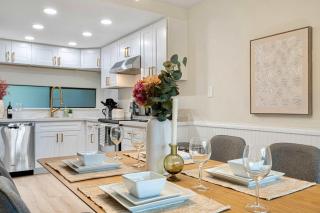 Marbella Lane-Cozy Luxury Townhome near Microsoft - 8