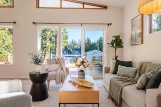 Marbella Lane - Hidden Gem on Scenic Shady Lake - 3