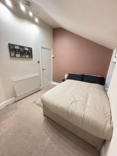 The Modern Nest By Cambridge Central Station - 3