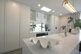 Shoreline Vista - New Plymouth Holiday Home - 4