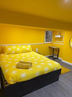 The Squid Escape By Cambridge Central Station - 6