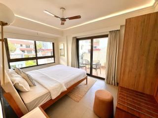 Stylish 3BHK Villa with Pvt Pool - Centrally located - 0