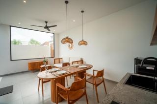 Snuggy Shack Villas - 4