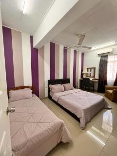 Shahzie Nirwana Pool Homestay Klebang - 6