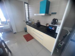 D pristine Two minutes to Legoland - 7