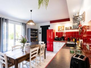 Maison Périgourdine avec Piscine Privée et Wifi - FR-1-616-179 - 3