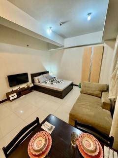 J&A CondoStay Near NAIA Terminal 3 - 7