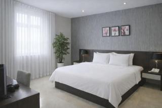 Golden Queen Aparthotel - 3