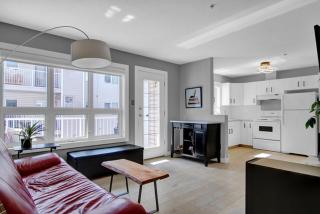 Cool Condo in Cathedral - 1