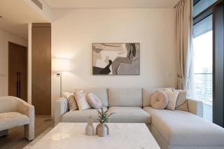 Harbour 2BR Cozy Retreat with Stunning Creek View - 9