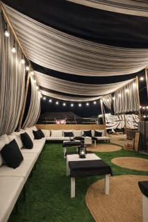 كرفان الواحة الفاخر Luxury Desert Caravan - 1