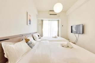 Shinsaibashi 10min Elevator Apartment with 2 Premium Double Beds and Balcony3O2 4O2 - 2