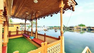 Houseboat Ambassador - 5