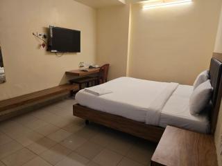 Hotel Gallexy Grand - 0