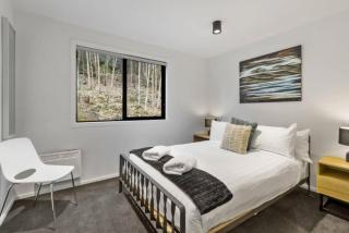 Central Queenstown Apt 15a - with Gym walk to town - 7