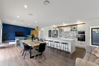 Family Friendly on Peasmoor - sleeps 8 - 0